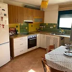 View Maisonette بيت للعطل نيكيتي